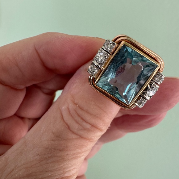 Vintage Art Deco  Stunning 14K, 5.5 ct Radiant Cut Aquamarine Diamond Ring - Picture 6 of 14